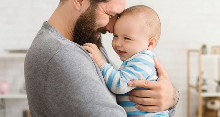 Ręka laboranta trzymająca probówki